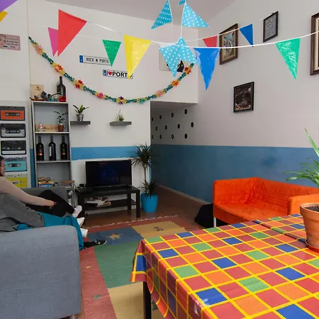 Rock N'porto Hostel *